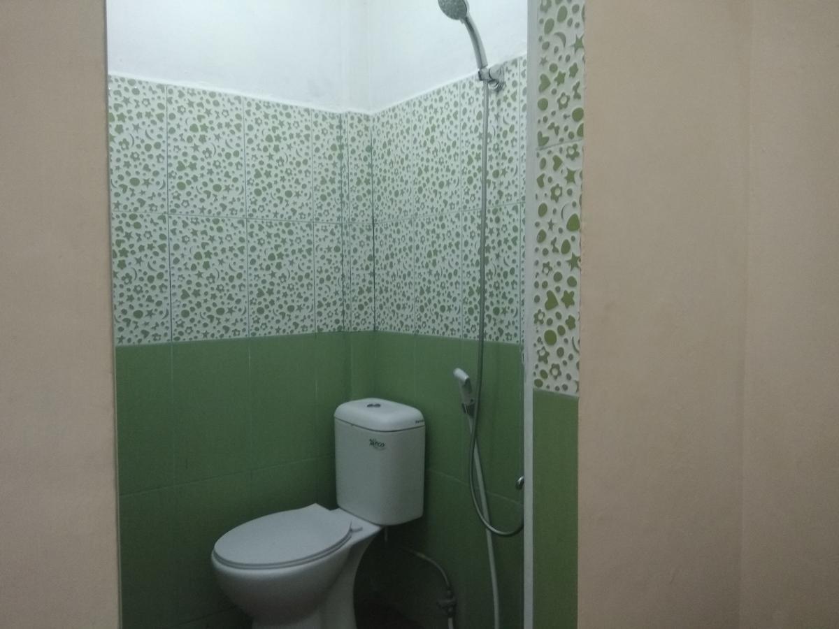 Pondok Cemara Hotel Medan Buitenkant foto